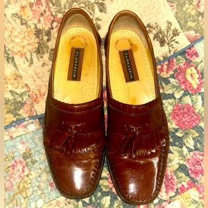 Florsheim Loafers, Excellent Condition. Size-8.